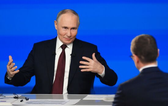 "Итоги года" с Владимиром Путиным 
