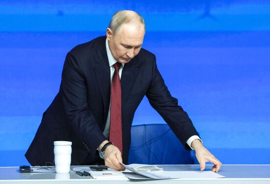 "Итоги года" с Владимиром Путиным 