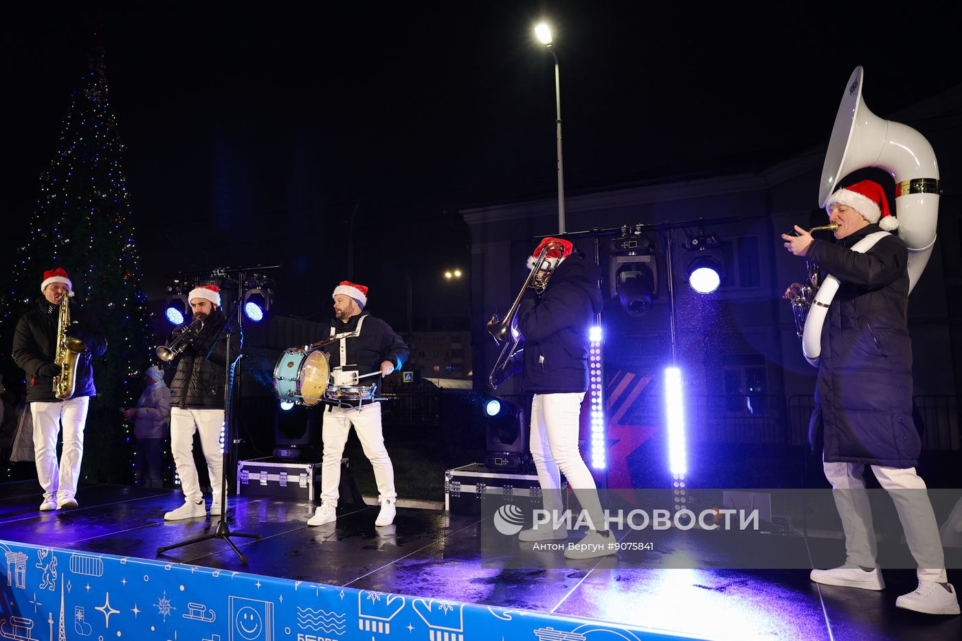 Встреча Деда Мороза на ж/д вокзале в Белгороде