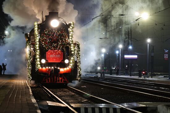 Встреча Деда Мороза на ж/д вокзале в Белгороде