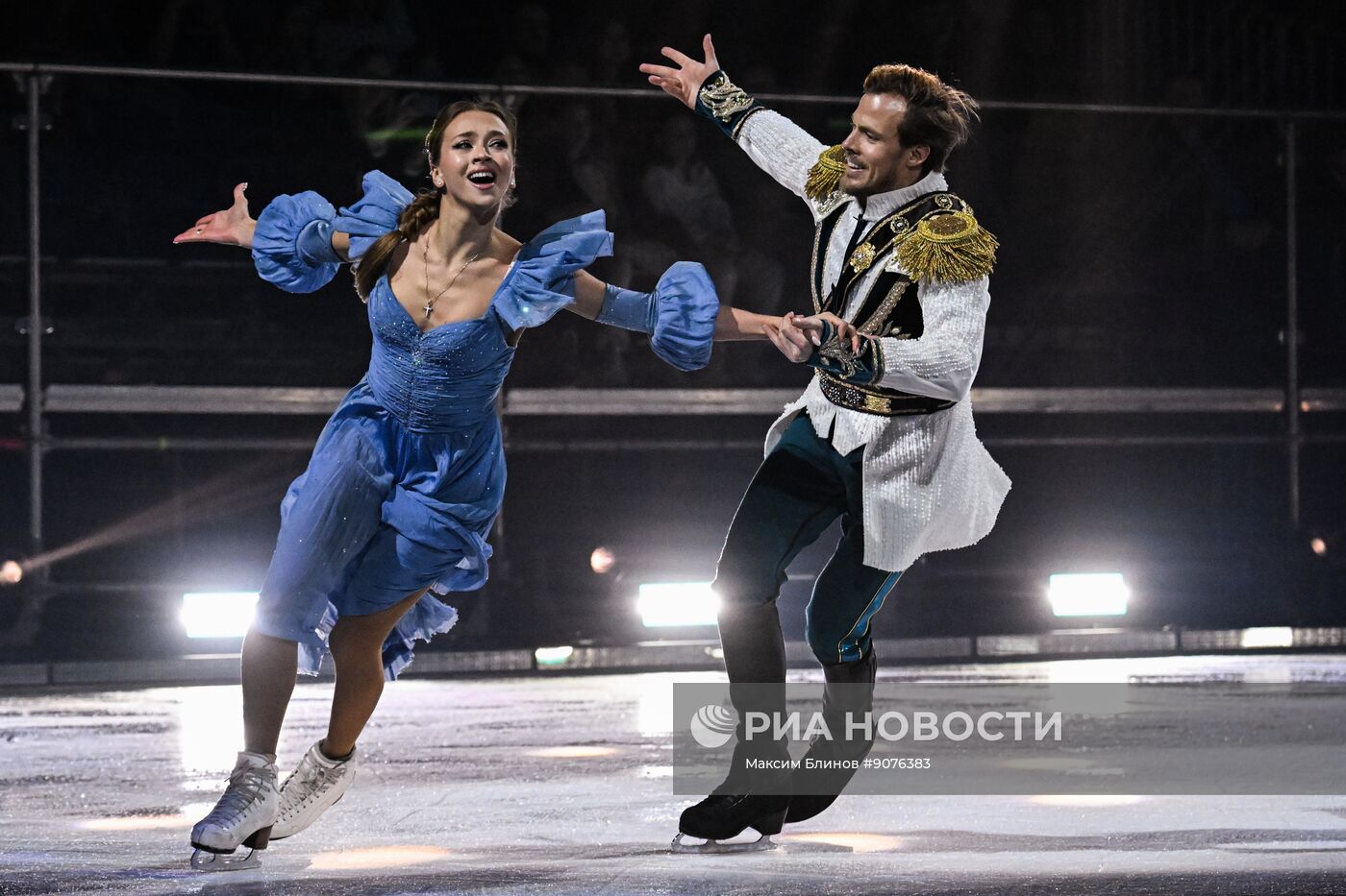 Ледовое шоу "Золушка"