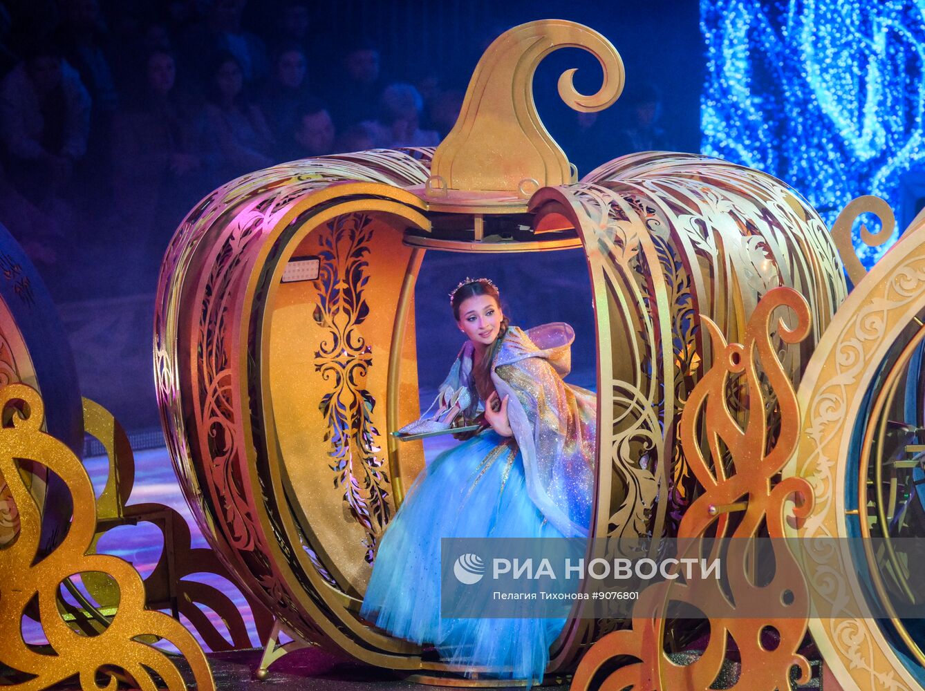 Ледовое шоу "Золушка"