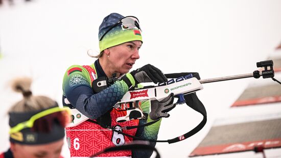 Биатлон. 3 этап. Кубок Содружества. Женщины. 12.5 км. Масс-cтарт