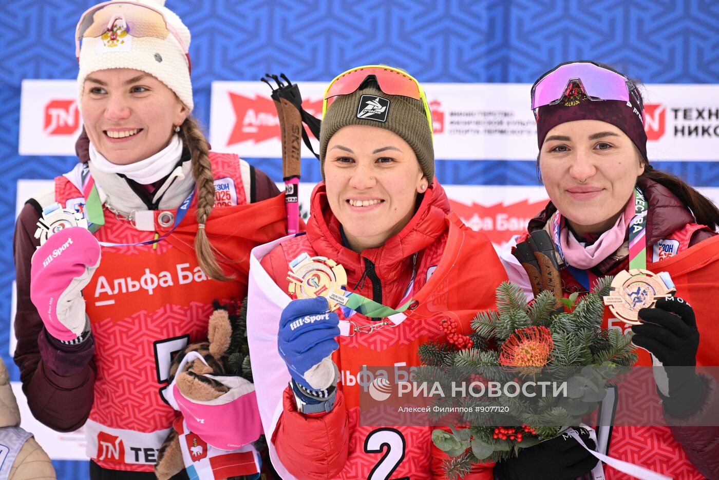 Биатлон. 3 этап. Кубок Содружества. Женщины. 12.5 км. Масс-cтарт