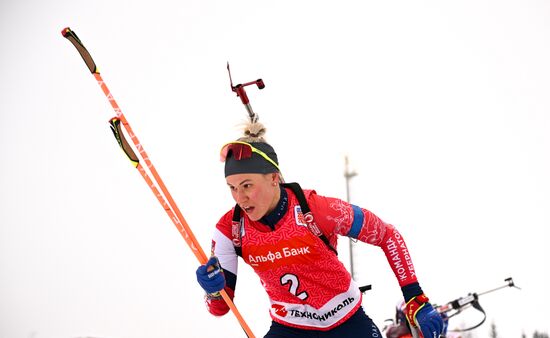 Биатлон. 3 этап. Кубок Содружества. Женщины. 12.5 км. Масс-cтарт