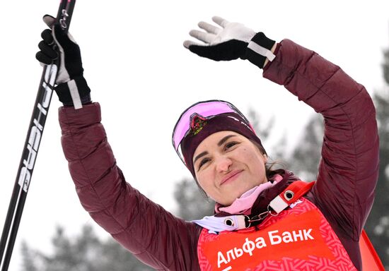 Биатлон. 3 этап. Кубок Содружества. Женщины. 12.5 км. Масс-cтарт