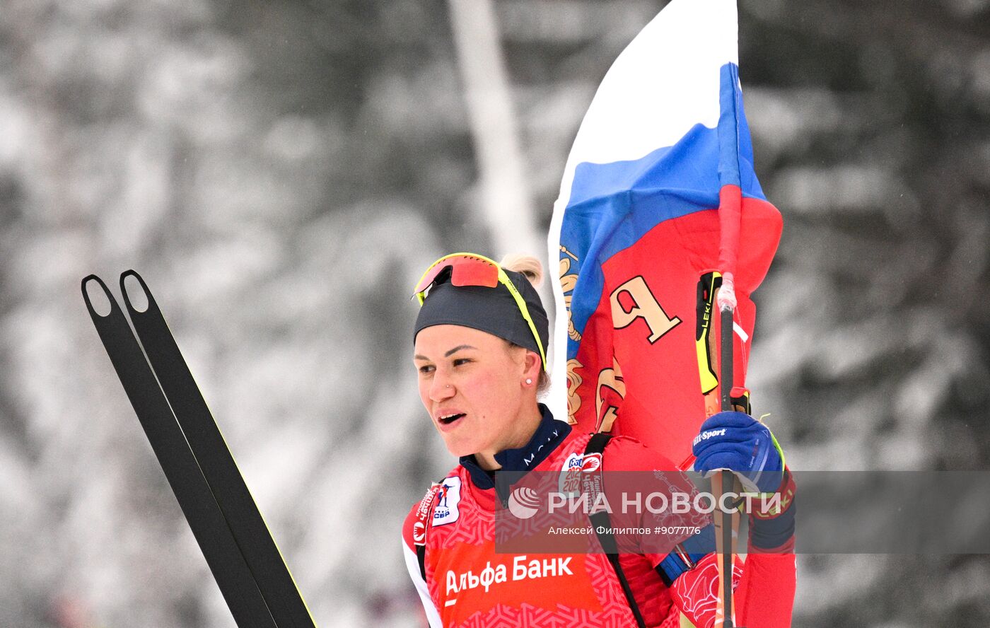 Биатлон. 3 этап. Кубок Содружества. Женщины. 12.5 км. Масс-cтарт