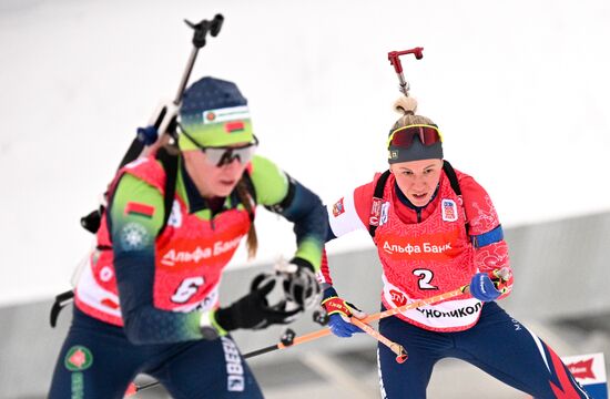 Биатлон. 3 этап. Кубок Содружества. Женщины. 12.5 км. Масс-cтарт