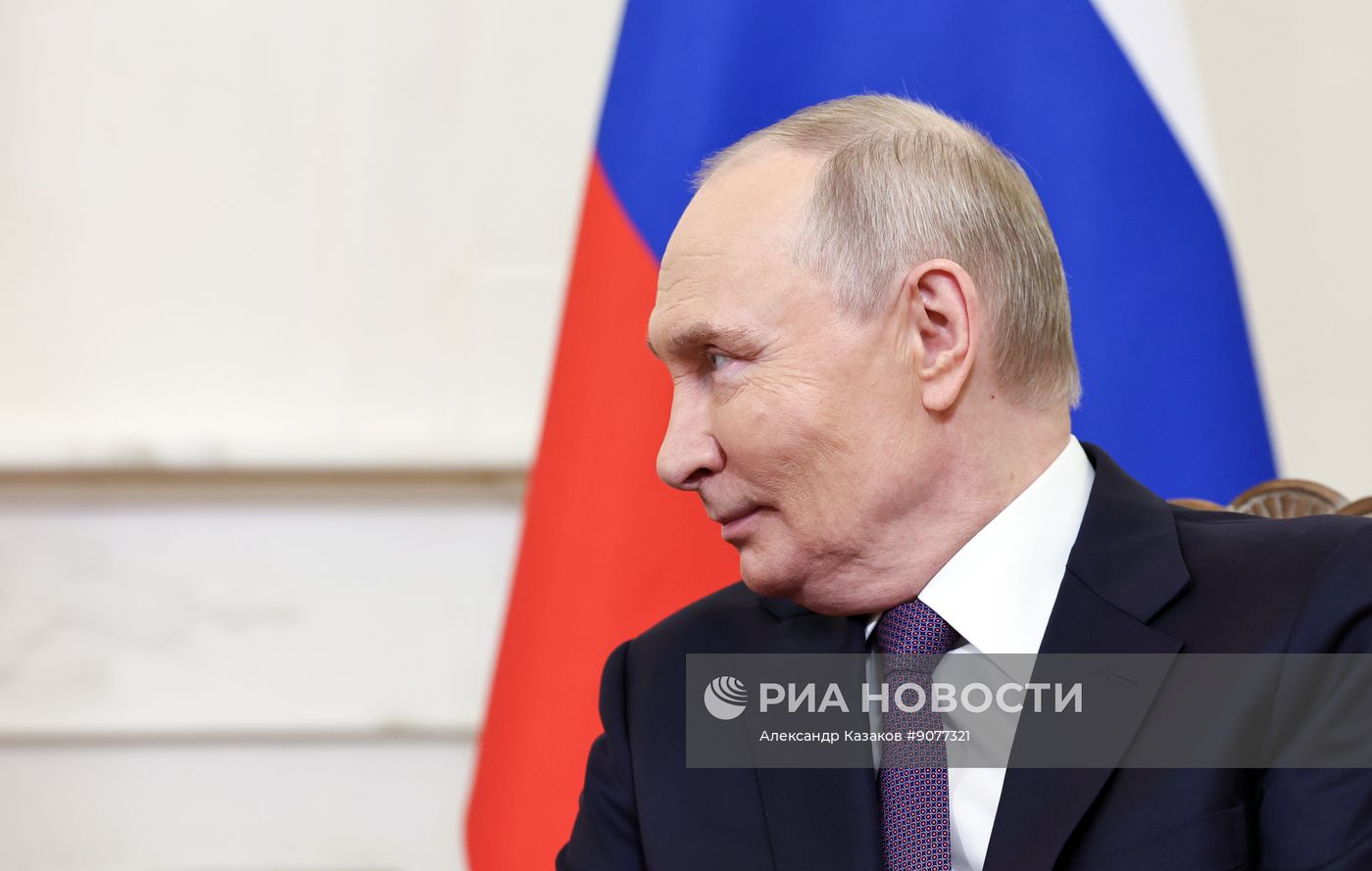 Президент Владимир Путин принял участие в работе Высшего Евразийского экономического совета
