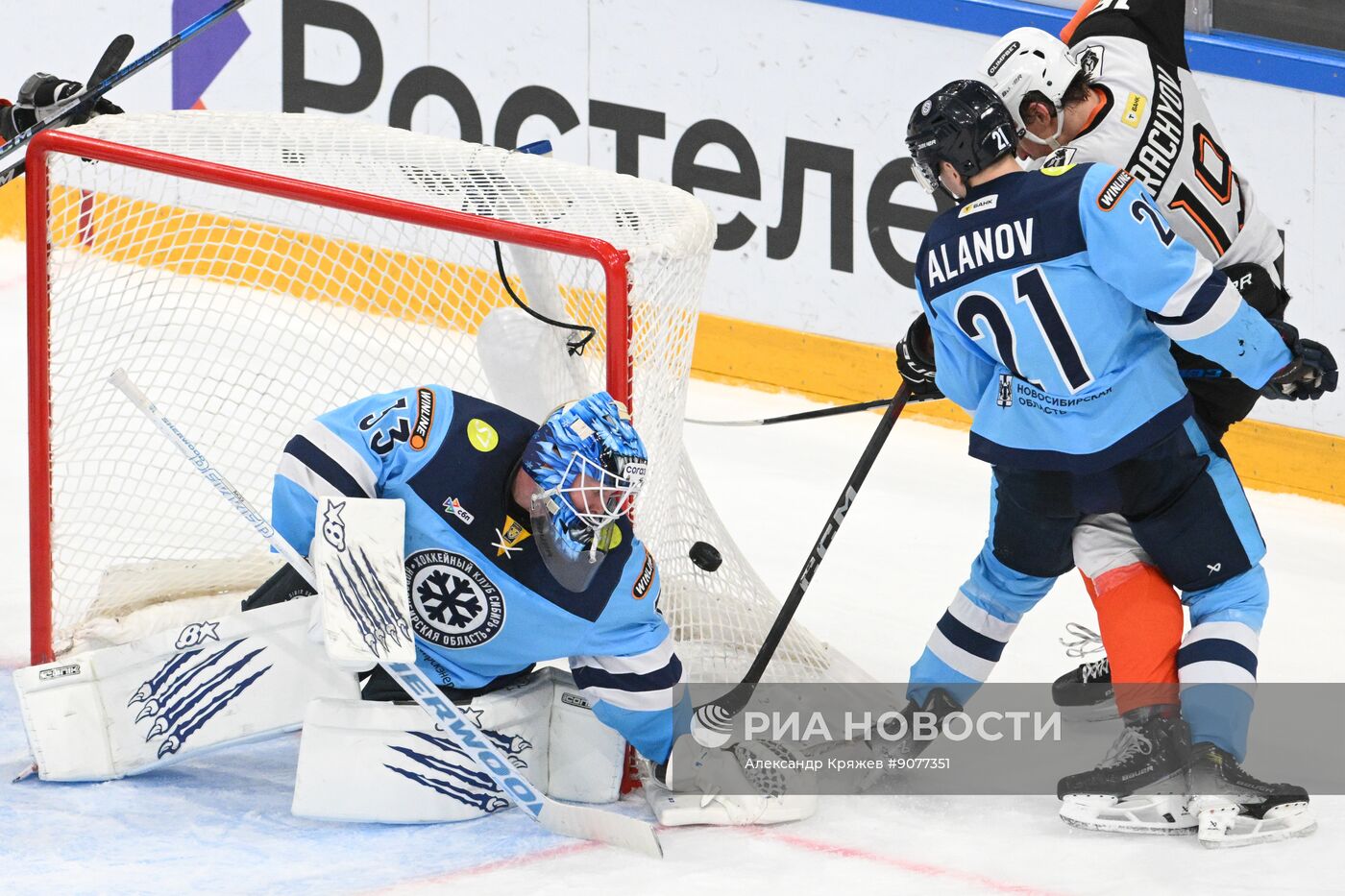 Хоккей. КХЛ. "Сибирь" (Новосибирск) - "Амур" (Хабаровск)