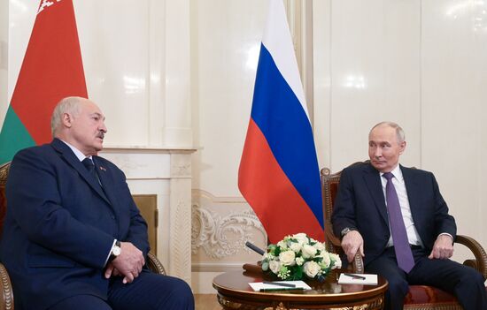 Президент Владимир Путин принял участие в работе Высшего Евразийского экономического совета