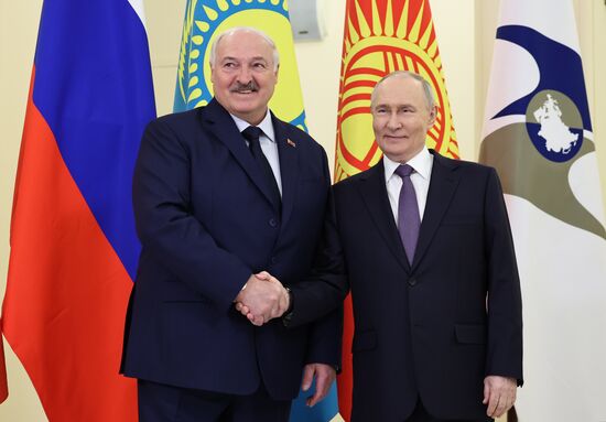 Президент Владимир Путин принял участие в работе Высшего Евразийского экономического совета
