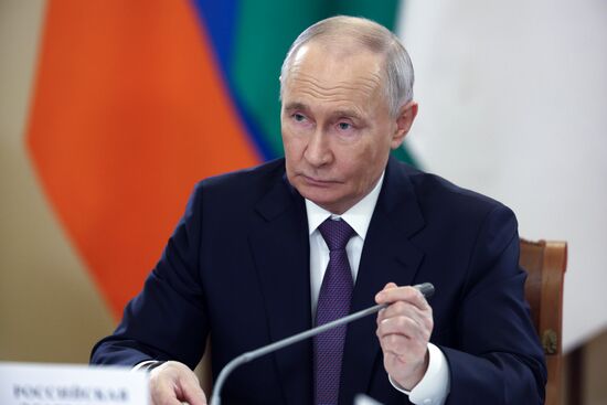 Президент Владимир Путин принял участие в работе Высшего Евразийского экономического совета