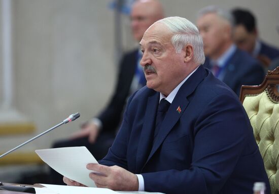 Президент Владимир Путин принял участие в работе Высшего Евразийского экономического совета