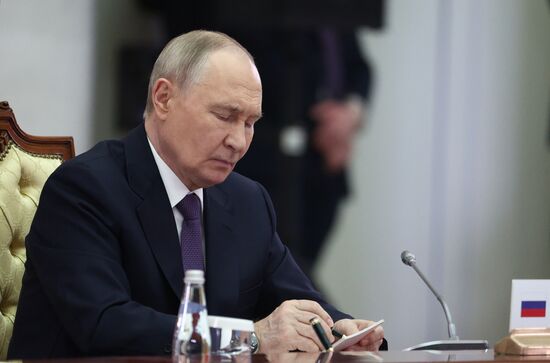 Президент Владимир Путин принял участие в работе Высшего Евразийского экономического совета