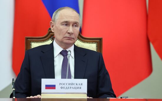 Президент Владимир Путин принял участие в работе Высшего Евразийского экономического совета