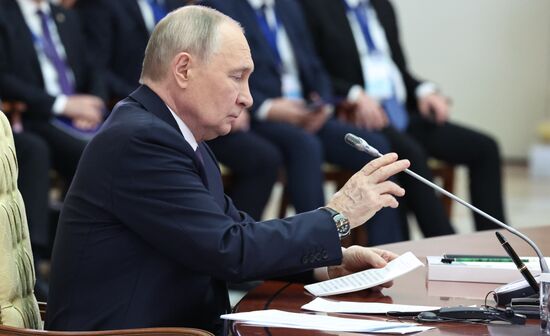 Президент Владимир Путин принял участие в работе Высшего Евразийского экономического совета
