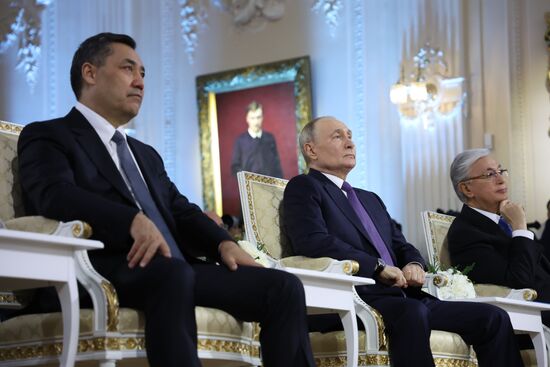 Президент Владимир Путин принял участие в работе Высшего Евразийского экономического совета