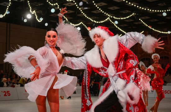 Кубок Деда Мороза и Снегурочки на танцевальном турнире Moscow Ball