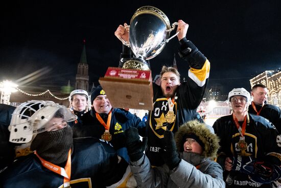 Хоккей. Товарищеский матч между сборными МЧС России и "Офицерской хоккейной лиги"