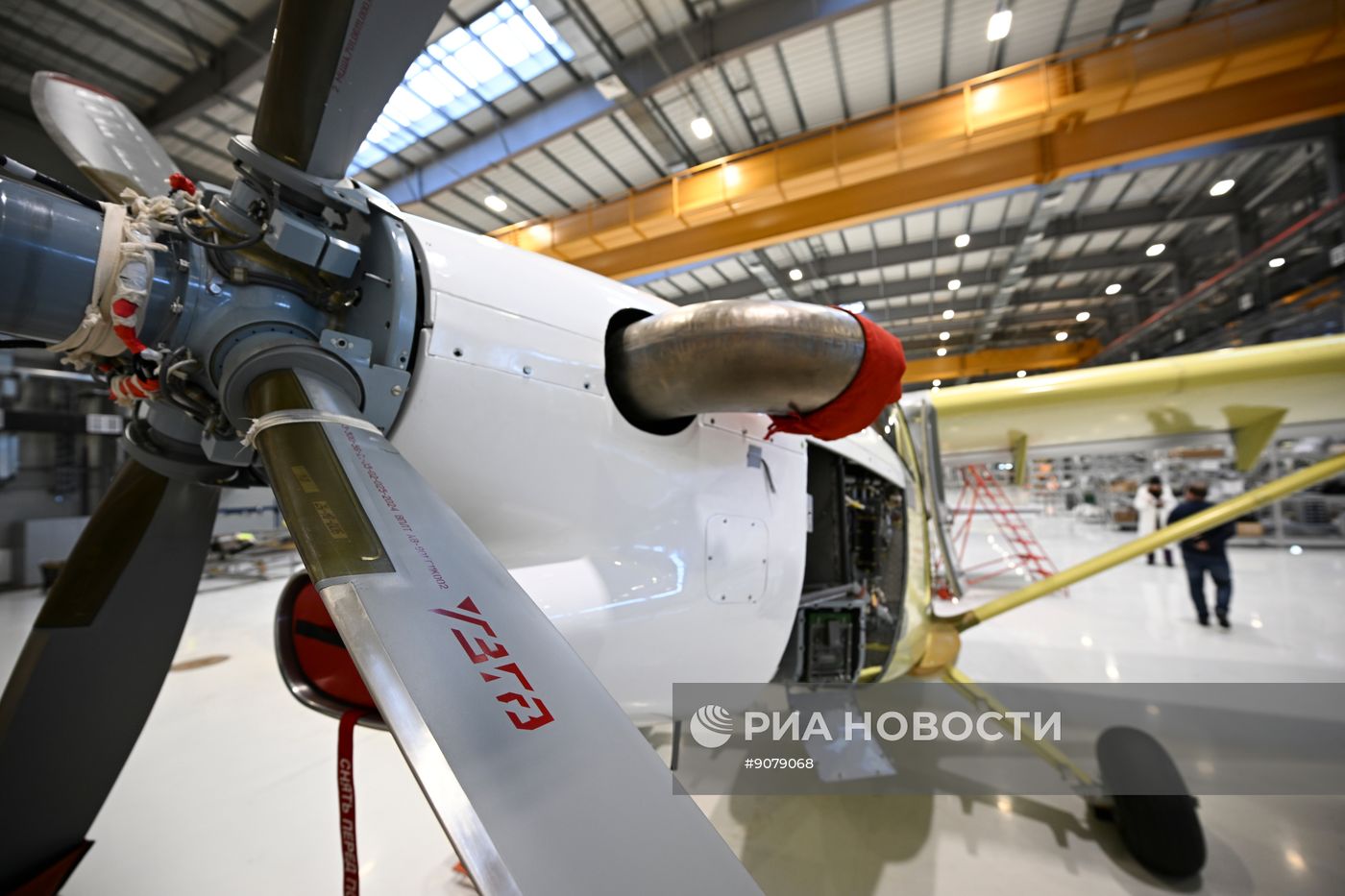 Самолет "Байкал" с российскими комплектующими совершил первый полет