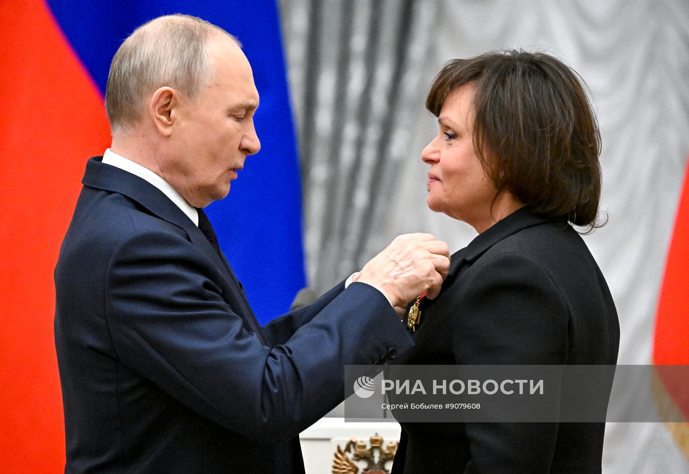 Президент Владимир Путин вручил государственные награды