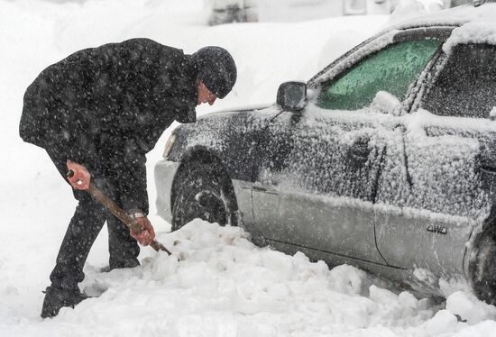 Мощный снегопад в Петропавловске-Камчатском