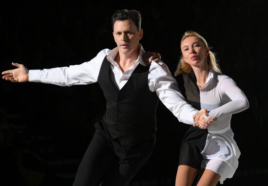 Гала-концерт на льду Ильи Авербуха "Аллилуйя любви"