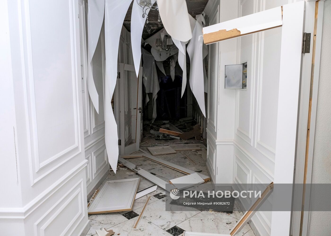 Последствия атаки БПЛА ВСУ на поселок Хорлы в Херсонской области