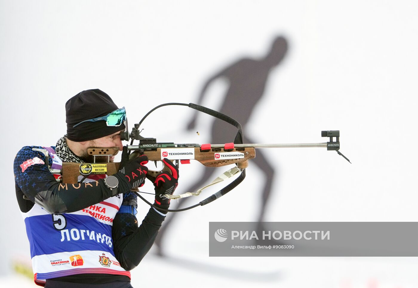 Забег лучших лыжников и биатлонистов "Гонка чемпионов". День первый