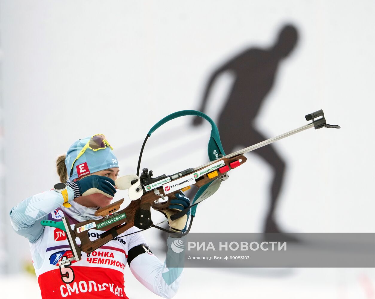 Забег лучших лыжников и биатлонистов "Гонка чемпионов". День первый