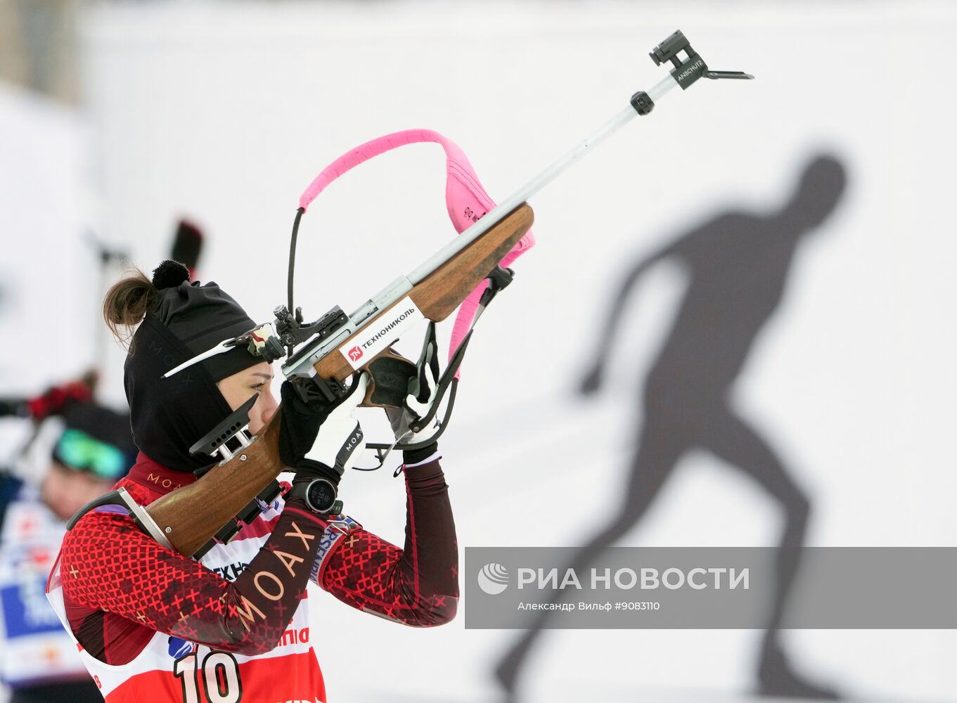 Забег лучших лыжников и биатлонистов "Гонка чемпионов". День первый