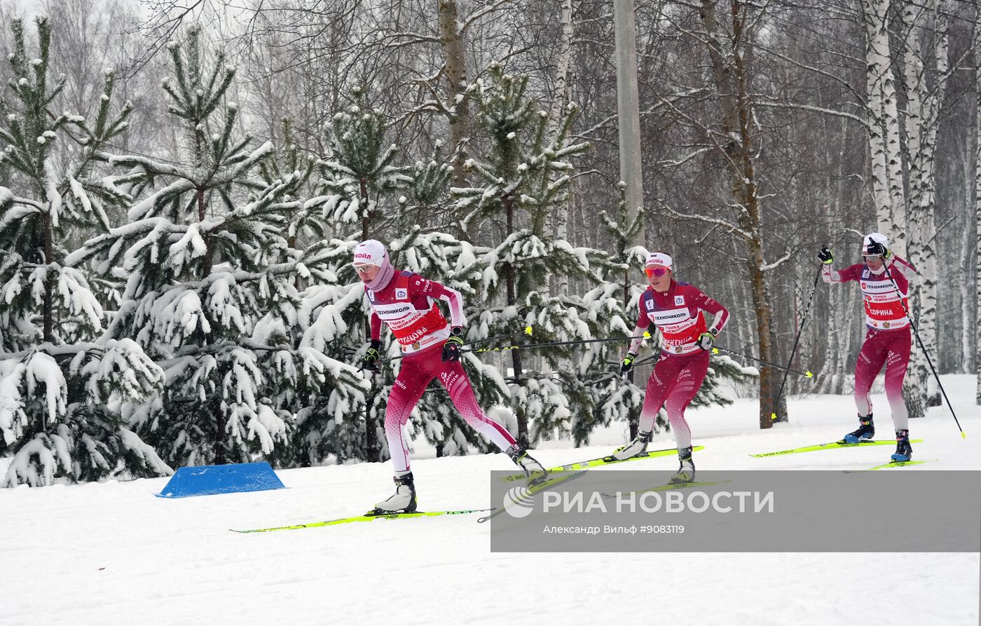 Забег лучших лыжников и биатлонистов "Гонка чемпионов". День первый