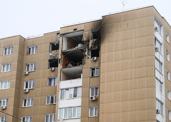 Последствия взрыва в жилом доме в Твери