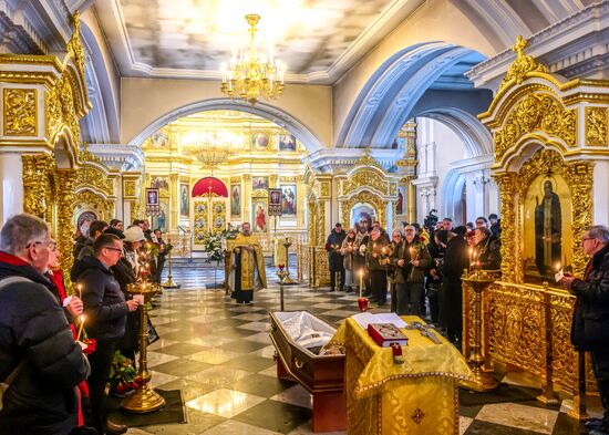 Прощание с фотографом Валерием Плотниковым