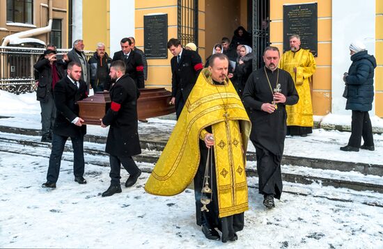 Прощание с фотографом Валерием Плотниковым