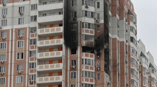 Последствия атаки беспилотников в Ростове-на-Дону 