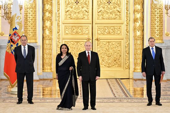 Президент Владимир Путин принял верительные грамоты у вновь прибывших послов иностранных государств