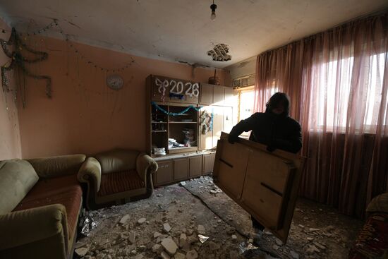 Последствия обстрела в Донецке