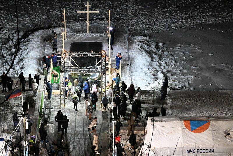 Празднование Крещения Господня в регионах России