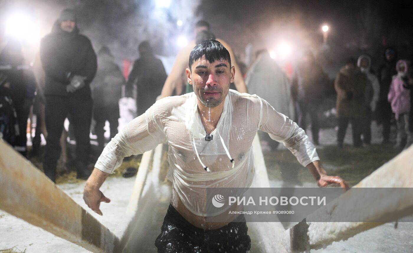 Празднование Крещения Господня в регионах России