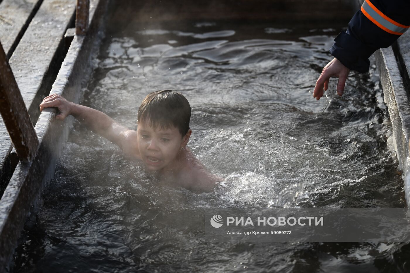 Празднование Крещения Господня в регионах России