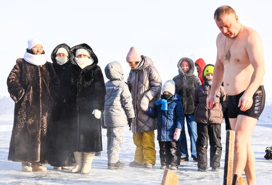 Празднование Крещения Господня в регионах России