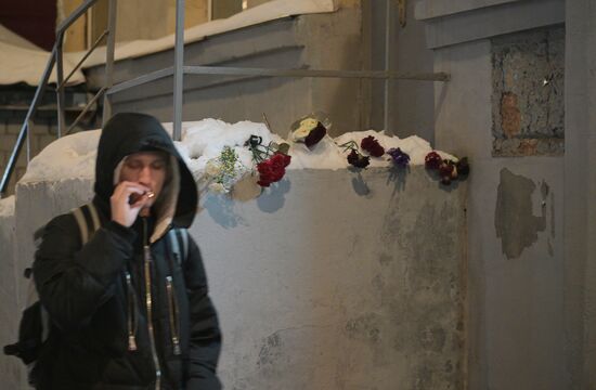 Мемориальную табличку журналистке Анне Политковской в Москве сбили дважды за сутки