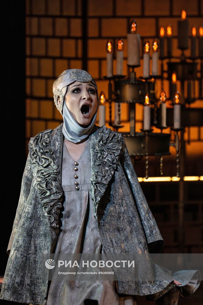 Крещенский фестиваль в Новой Опере