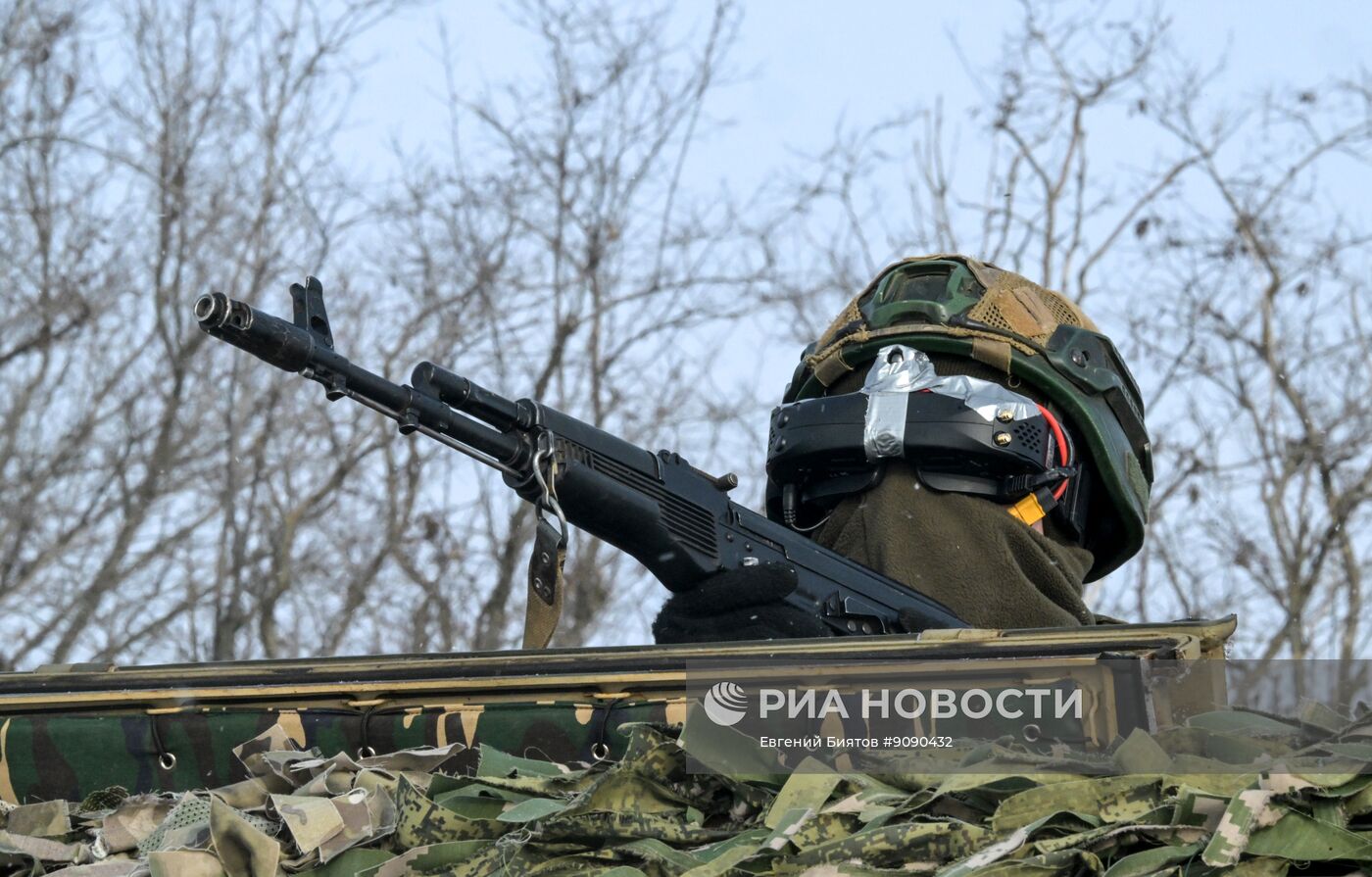 Боевая подготовка экипажей инженерных войск группировки войск "Запад" в ЛНР