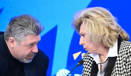 Презентация доклада о военных преступлениях киевского режима в Красноармейске