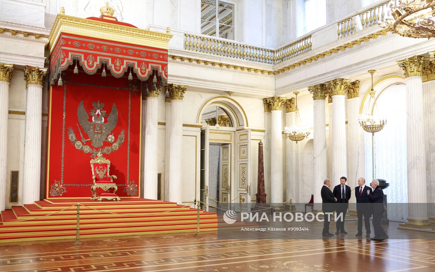 Рабочая поездка президента Владимира Путина в Санкт-Петербург