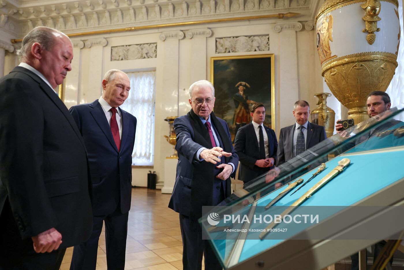 Рабочая поездка президента Владимира Путина в Санкт-Петербург