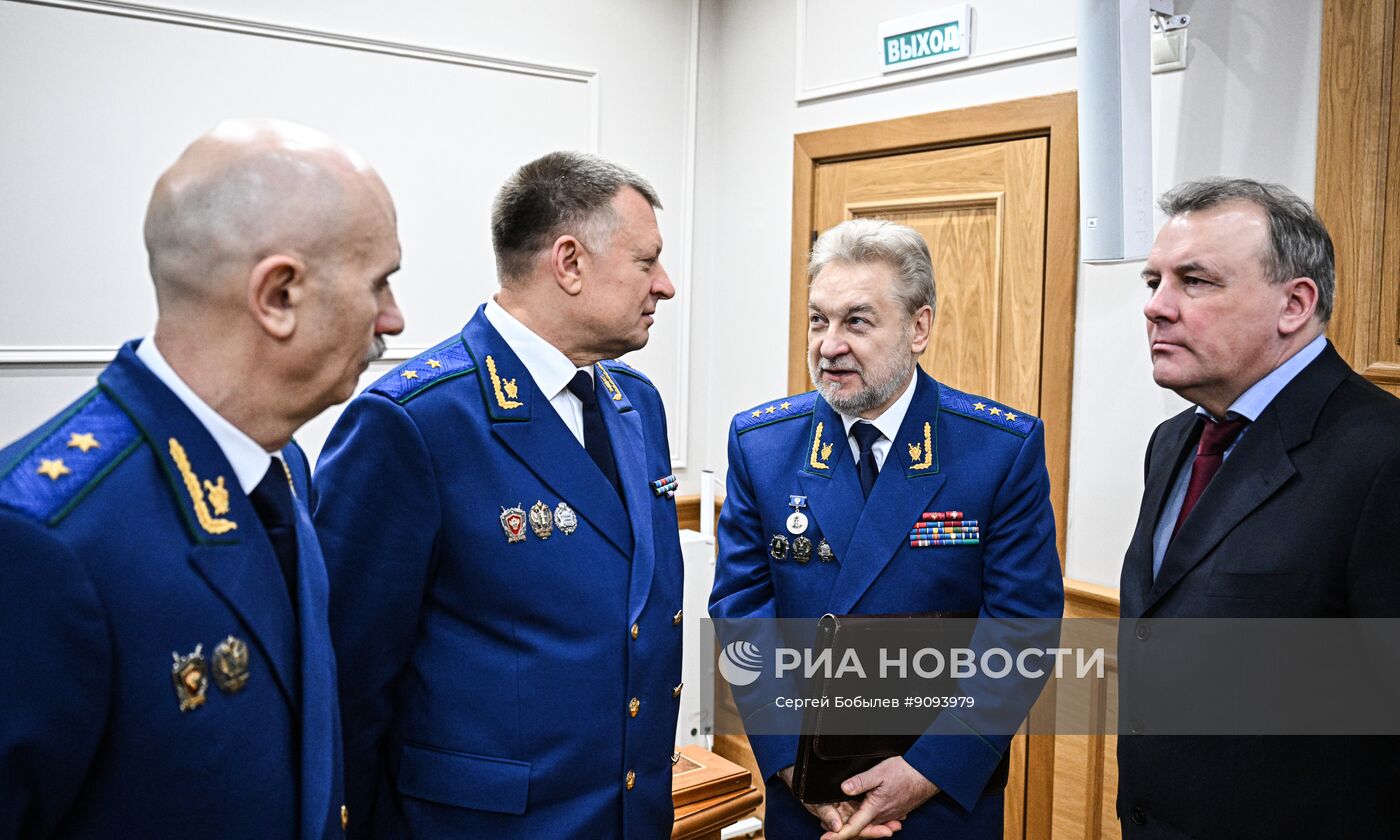 Комитеты СФ рассмотрят кандидатов на должности замгенпрокурора РФ 